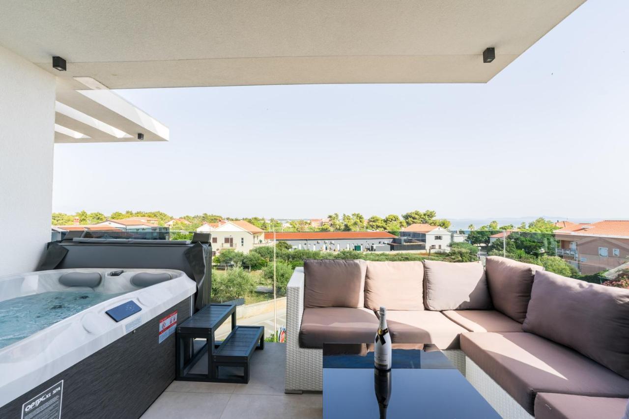 Grandpalazzo Apartments Вир Екстер'єр фото