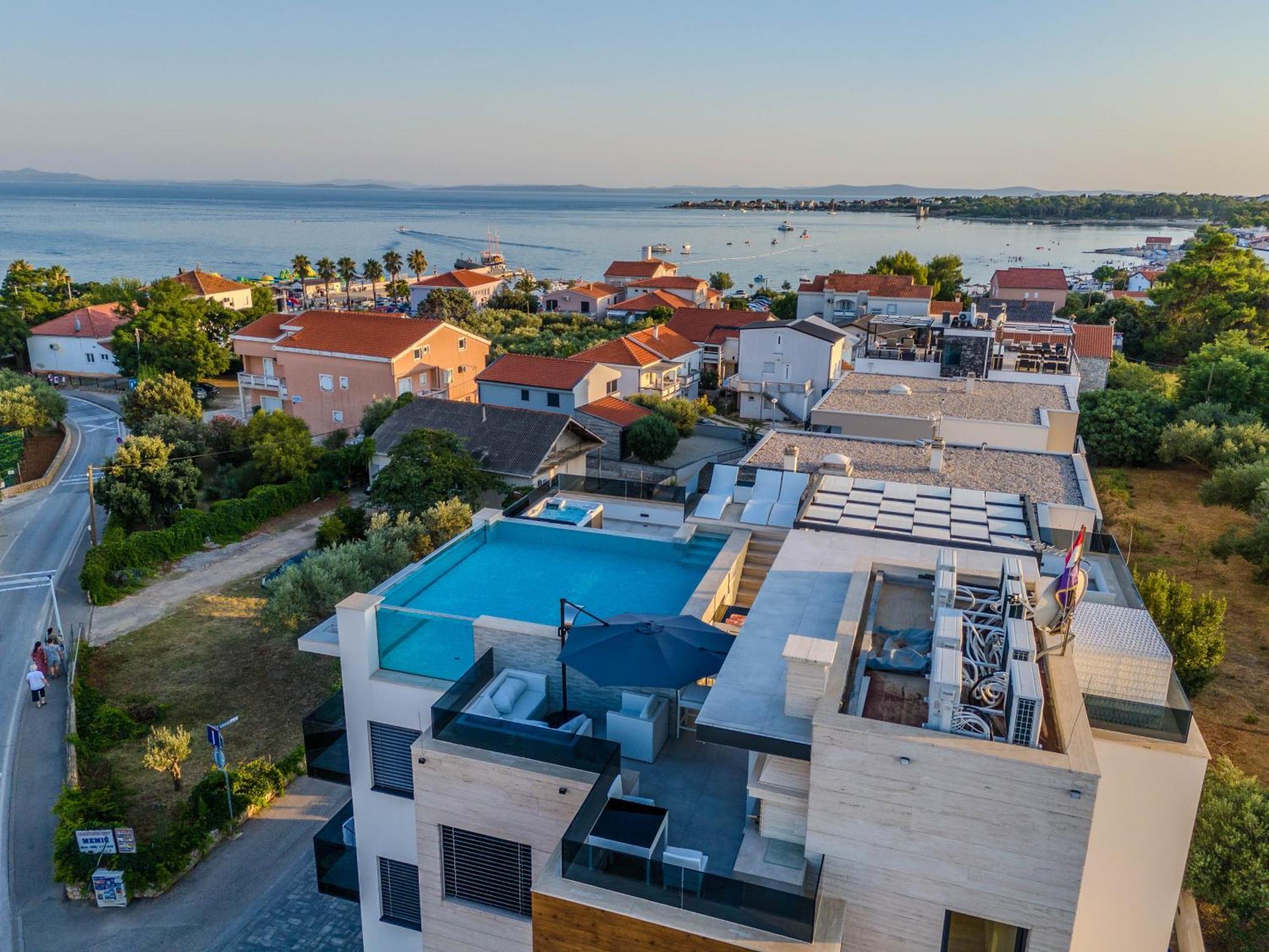 Grandpalazzo Apartments Вир Екстер'єр фото