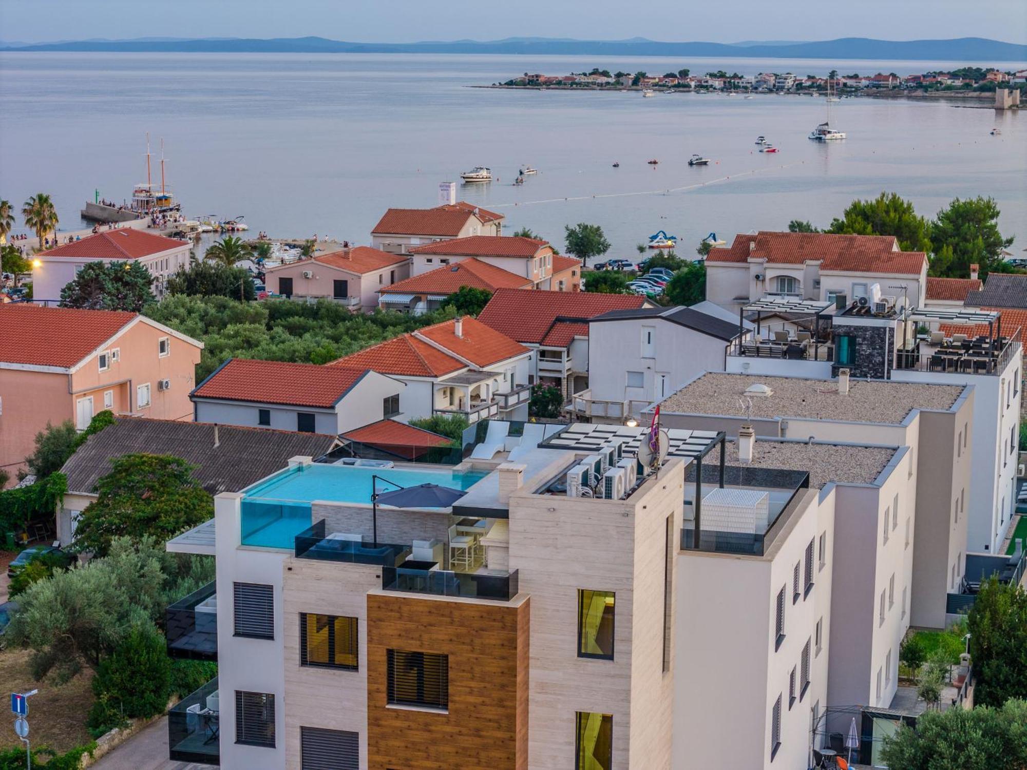 Grandpalazzo Apartments Вир Екстер'єр фото