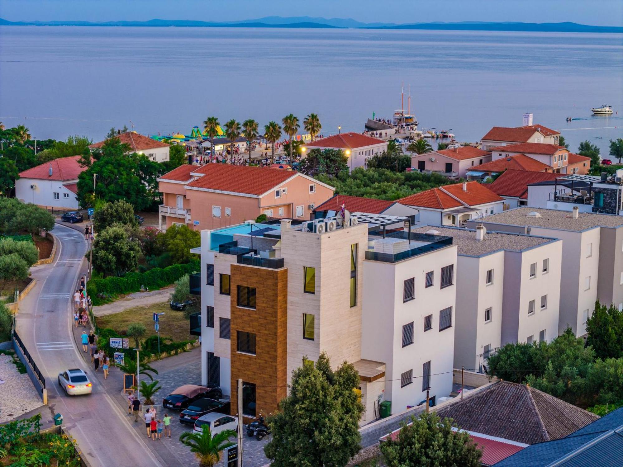 Grandpalazzo Apartments Вир Екстер'єр фото